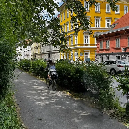 Parkside By Bestchoice - Self Check-in With Parking Option * Štýrský Hradec