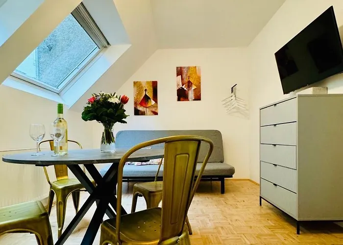 Parkside By Bestchoice - Self Check-in With Parking Option Γκρατς