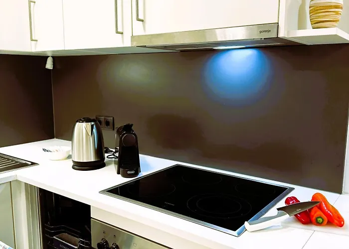 Daire Parkside By Bestchoice - Self Check-in With Parking Option Graz